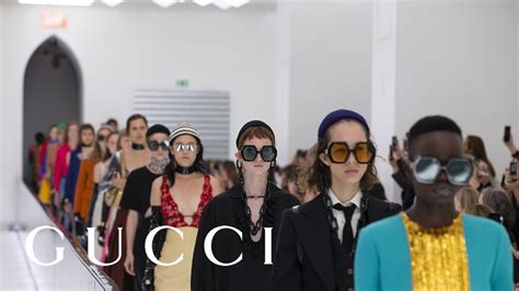 sfilata gucci 2020|gucci spring summer fashion show.